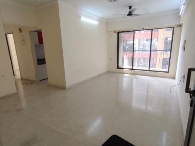 Resale | 2 BHK + Store Room 975 Sq.Ft. Apartment in Shree Shashwat CHS