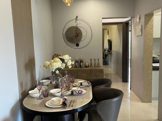 Resale | 2 BHK + Store Room 984 Sq.Ft. Apartment in IM Applaud 38