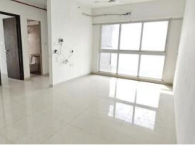 Resale | 2 BHK + Store Room 1050 Sq.Ft. Apartment in Dynamix Divum