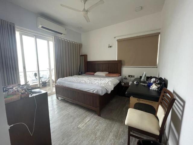 Resale | 2 BHK + Store Room 1231 Sq.Ft. Apartment in Omkar Alta Monte