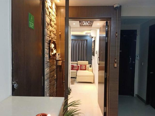 Resale | 2 BHK + Store Room 1240 Sq.Ft. Apartment in Cloud 36 Mumbai