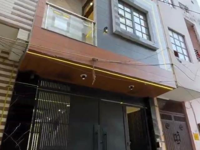 Resale | 2 BHK + Pooja Room 50 Sq.Yd. Independent House in Vipin Garden