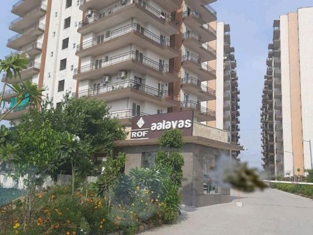 Resale | 2 BHK + Pooja Room 556 Sq.Ft. Apartment in ROF Aalayas