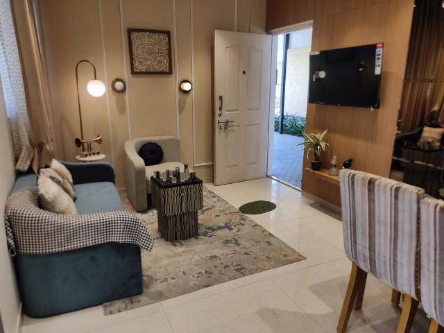 Resale | 2 BHK + Pooja Room 576 Sq.Ft. Apartment in Arihant Avanti