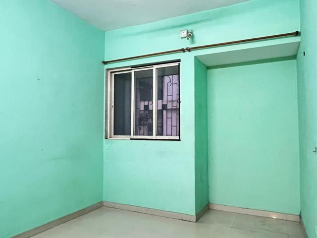 Resale | 2 BHK + Pooja Room 600 Sq.Ft. Apartment in Yashraaj Park