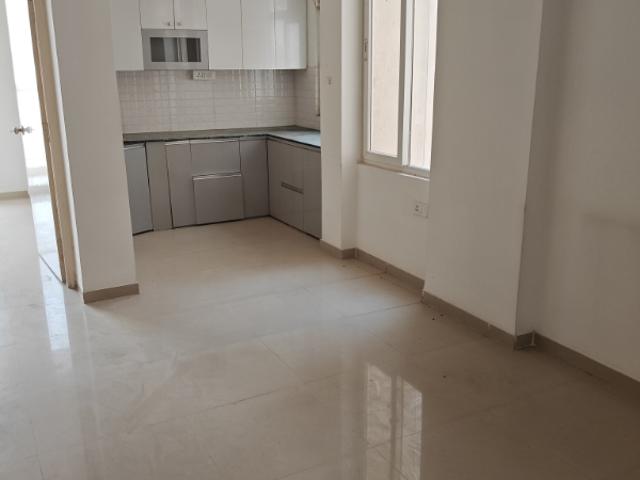 Resale | 2 BHK + Pooja Room 626 Sq.Ft. Apartment in Shree Vardhman Green Court
