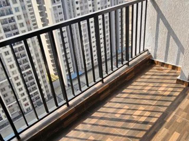 Resale | 2 BHK + Pooja Room 629 Sq.Ft. Apartment in Kolte Patil Life Republic