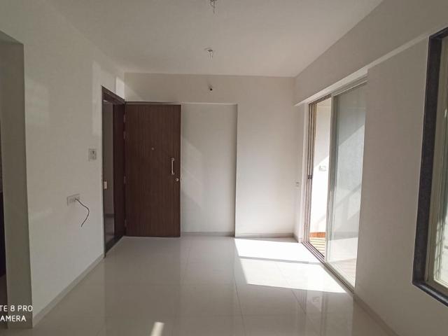 Resale | 2 BHK + Pooja Room 635 Sq.Ft. Apartment in Kohinoor Artize