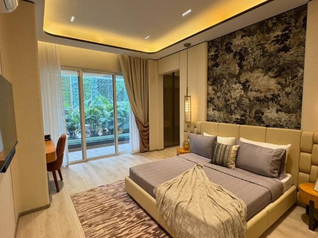 Resale | 2 BHK + Pooja Room 650 Sq.Ft. Apartment in Transindia Freeway 37