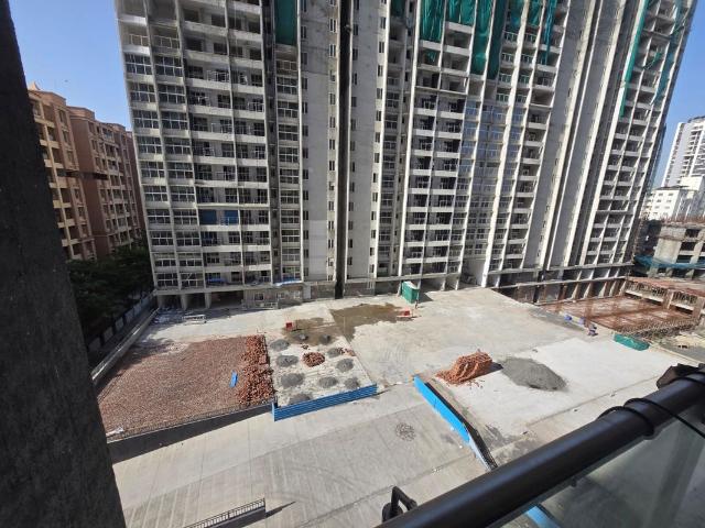 Resale | 2 BHK + Pooja Room 685 Sq.Ft. Apartment in Paranjape Trident C D