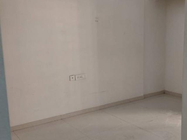 Resale | 2 BHK + Pooja Room 691 Sq.Ft. Apartment in Rustomjee Urbania Azziano