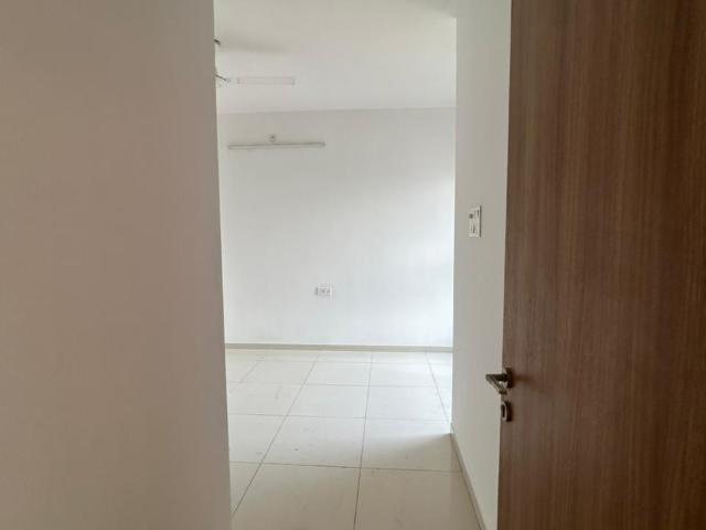 Resale | 2 BHK + Pooja Room 700 Sq.Ft. Apartment in Puranik Capitol