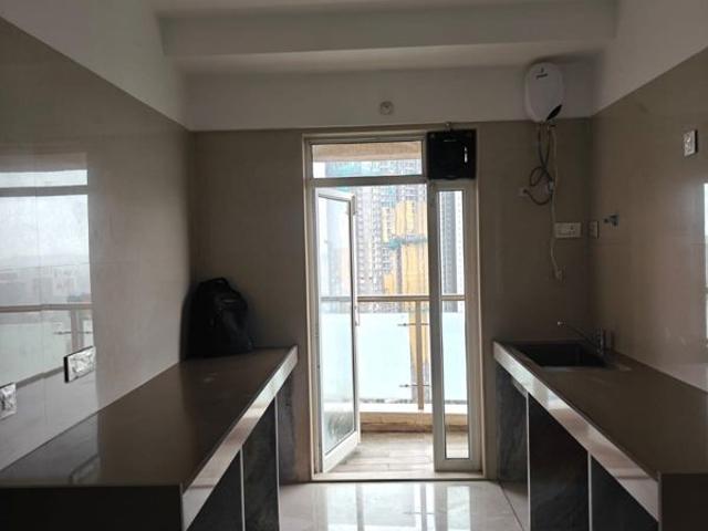 Resale | 2 BHK + Pooja Room 731 Sq.Ft. Apartment in Dosti Group Imperia