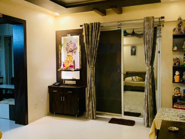 Resale | 2 BHK + Pooja Room 735 Sq.Ft. Apartment in Bhojwani Destiny