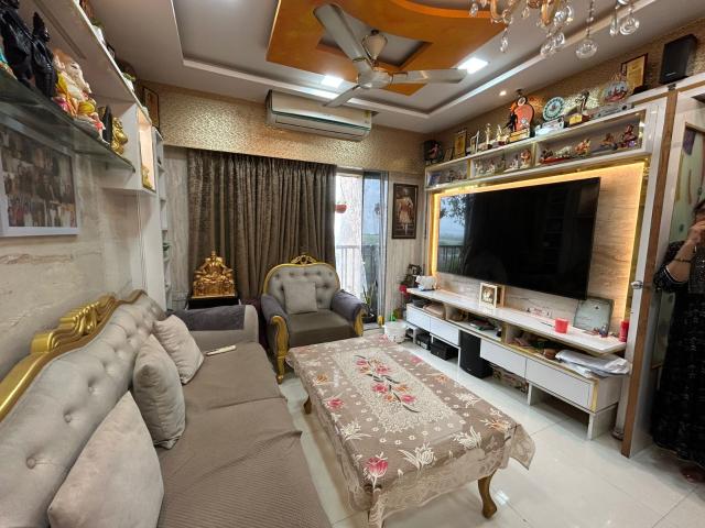 Resale | 2 BHK + Pooja Room 750 Sq.Ft. Apartment in Metropolis Rivera