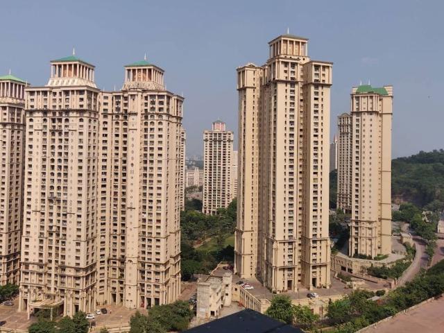 Resale | 2 BHK + Pooja Room 777 Sq.Ft. Apartment in Hiranandani Gardens
