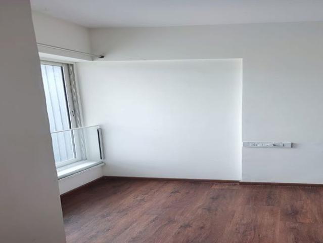 Resale | 2 BHK + Pooja Room 801 Sq.Ft. Apartment in Courtyard by Narang Realty and The Wadhwa Group
