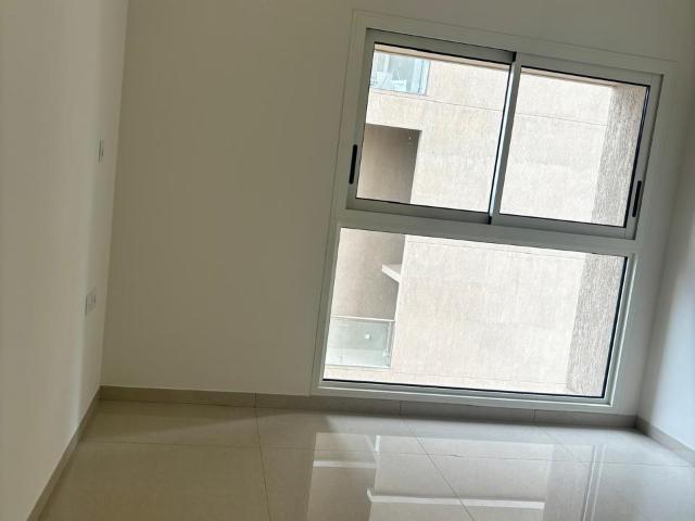 Resale | 2 BHK + Pooja Room 850 Sq.Ft. Apartment in Amanora Trendy Homes