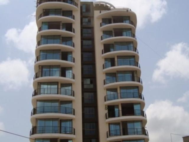 Resale | 2 BHK + Pooja Room 850 Sq.Ft. Apartment in Raj Atlantis 2