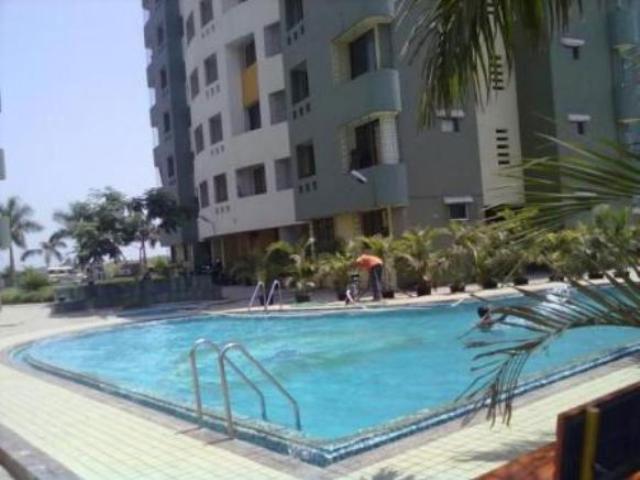 Resale | 2 BHK + Pooja Room 850 Sq.Ft. Apartment in RNA NG Regency Phase I