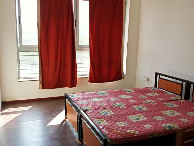 Resale | 2 BHK + Pooja Room 875 Sq.Ft. Apartment in Magarpatta Nova Residency