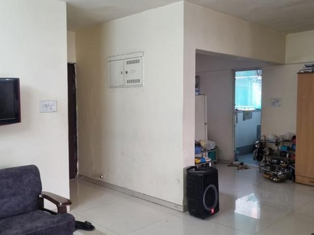 Resale | 2 BHK + Pooja Room 875 Sq.Ft. Apartment in Magarpatta Nova Residency