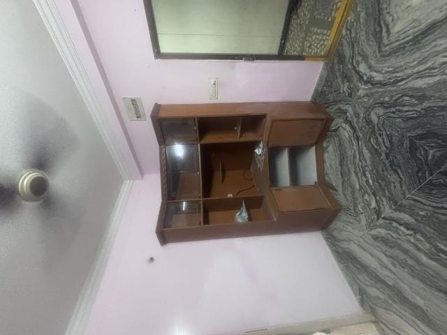 Resale | 2 BHK + Pooja Room 895 Sq.Ft. Apartment in Goshamahal