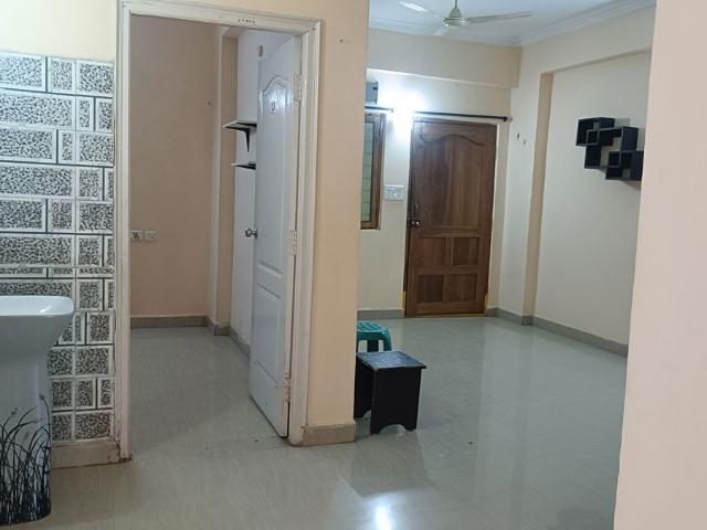 Resale | 2 BHK + Pooja Room 900 Sq.Ft. Apartment in Srikar Mansion