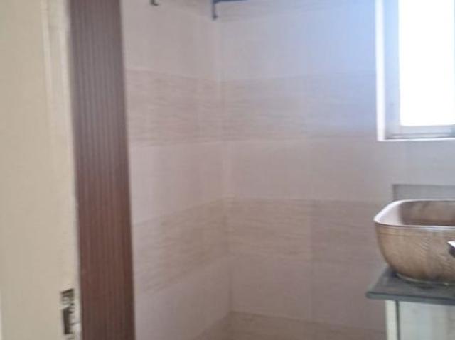 Resale | 2 BHK + Pooja Room 950 Sq.Ft. Apartment in Patparganj