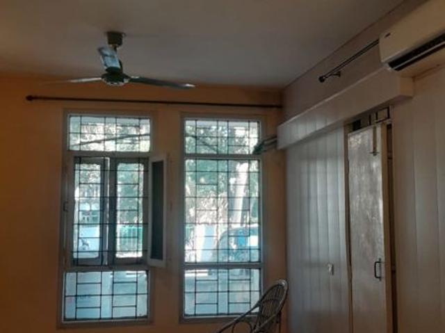 Resale | 2 BHK + Pooja Room 951 Sq.Ft. Apartment in Mahagun Mahagunpuram