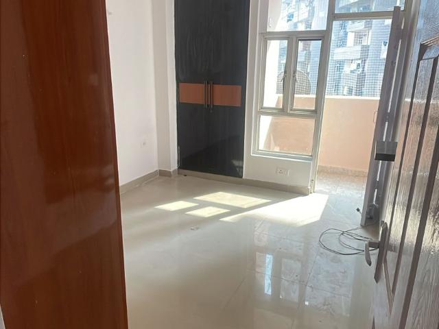 Resale | 2 BHK + Pooja Room 970 Sq.Ft. Apartment in Prateek Grand City