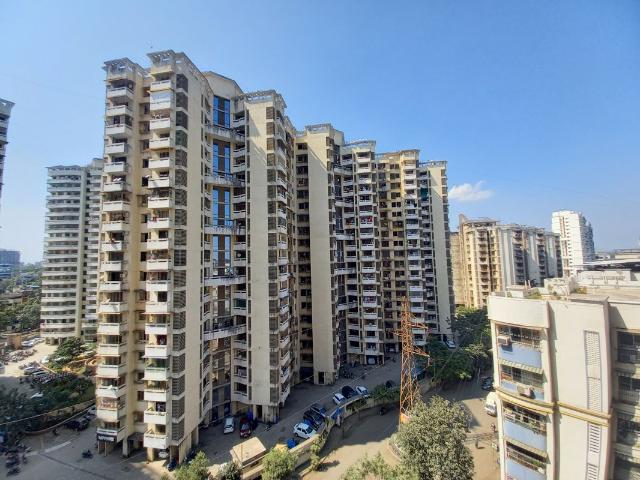 Resale | 2 BHK + Pooja Room 1000 Sq.Ft. Apartment in Ajmera Yogidham Emerald