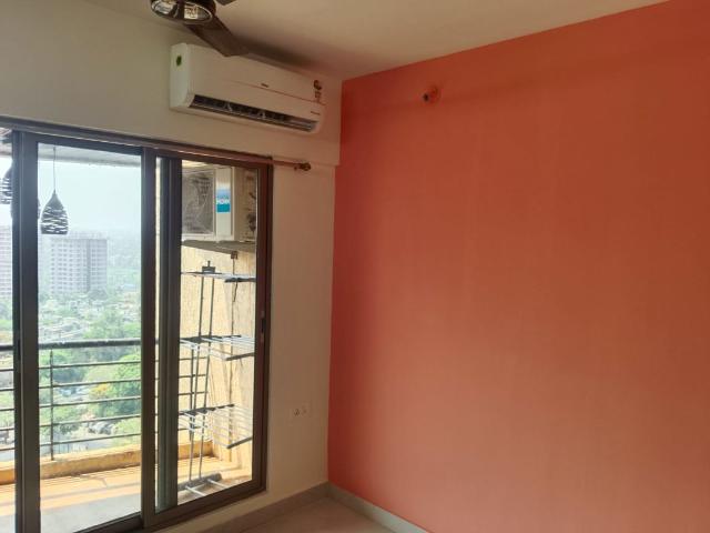 Resale | 2 BHK + Pooja Room 1000 Sq.Ft. Apartment in MJ Shah Centrio