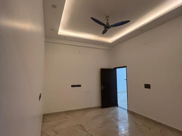 Resale | 2 BHK + Pooja Room 1000 Sq.Ft. Apartment in Sadguru Palm Lands