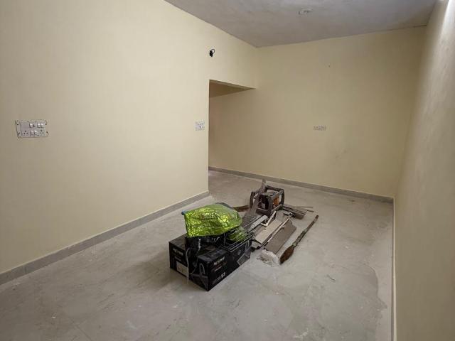 Resale | 2 BHK + Pooja Room 100 Sq.Yd. Apartment in Archna Apartment