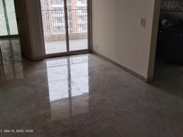 Resale | 2 BHK + Pooja Room 1055 Sq.Ft. Apartment in Gaurs Siddhartham