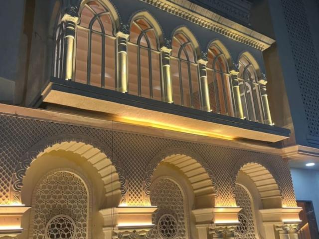 Resale | 2 BHK + Pooja Room 1050 Sq.Ft. Apartment in Arihant Aalishan