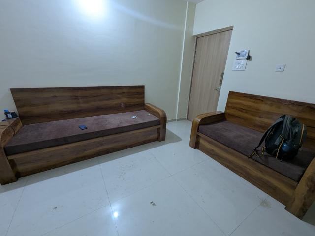 Resale | 2 BHK + Pooja Room 1050 Sq.Ft. Apartment in Happy Home Residency