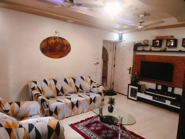 Resale | 2 BHK + Pooja Room 1050 Sq.Ft. Apartment in Pentagon Fortune East