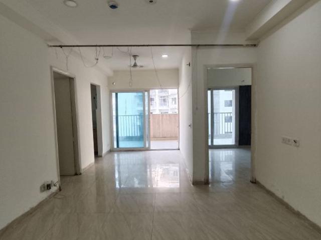 Resale | 2 BHK + Pooja Room 1050 Sq.Ft. Apartment in Space Ashley Tower