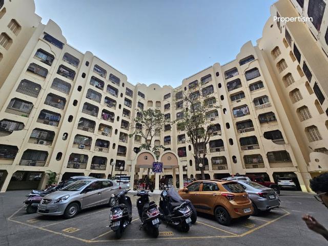 Resale | 2 BHK + Pooja Room 1080 Sq.Ft. Apartment in Hiranandani Gardens Tulip