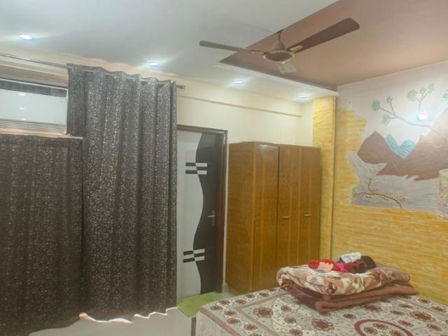 Resale | 2 BHK + Pooja Room 1095 Sq.Ft. Apartment in Uninav Heights Phase I