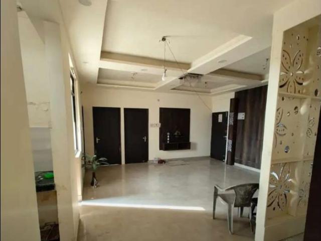 Resale | 2 BHK + Pooja Room 1100 Sq.Ft. Apartment in Aminabad