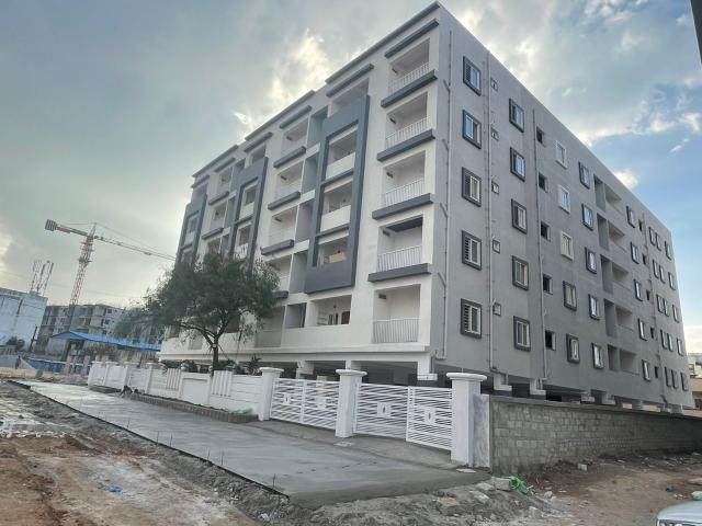 Resale | 2 BHK + Pooja Room 1150 Sq.Ft. Apartment in Om Sri Symphony