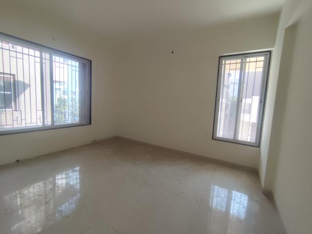 Resale | 2 BHK + Pooja Room 1150 Sq.Ft. Apartment in Solitaire Residency