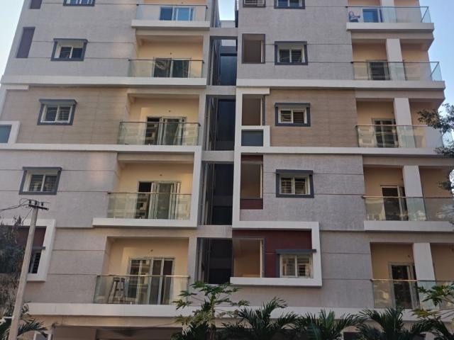 Resale | 2 BHK + Pooja Room 1200 Sq.Ft. Apartment in VK Gayathri Meadows