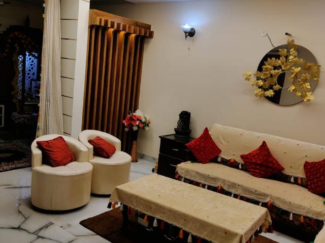 Resale | 2 BHK + Pooja Room 1200 Sq.Ft. Apartment in Sector 63
