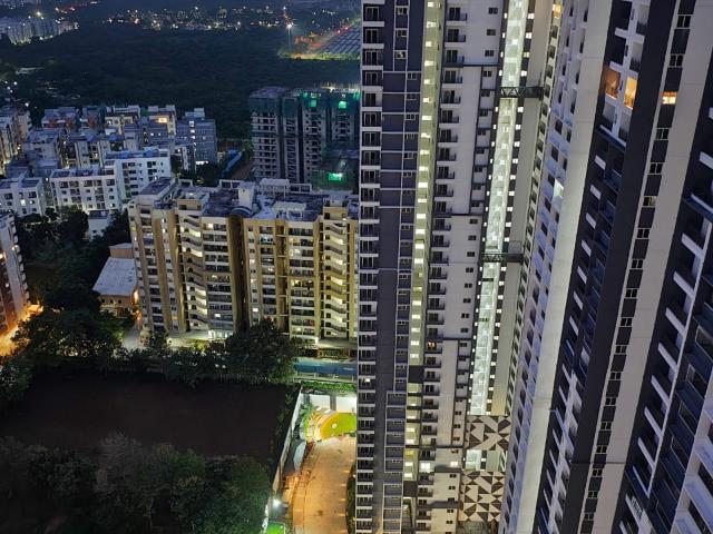 Resale | 2 BHK + Pooja Room 1217 Sq.Ft. Apartment in Candeur 40