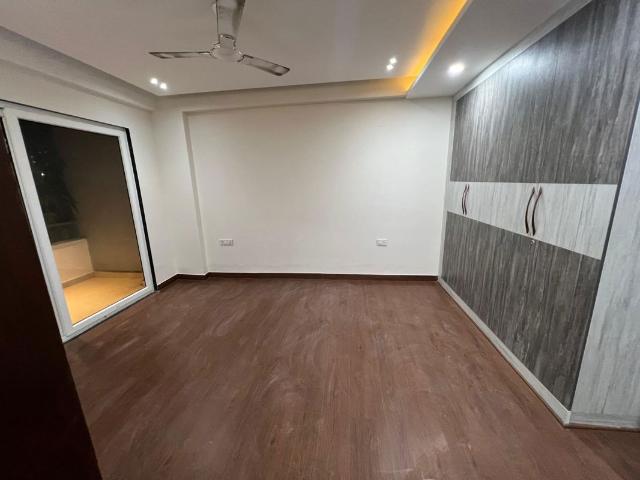 Resale | 2 BHK + Pooja Room 1250 Sq.Ft. Apartment in Smart World Natures Court