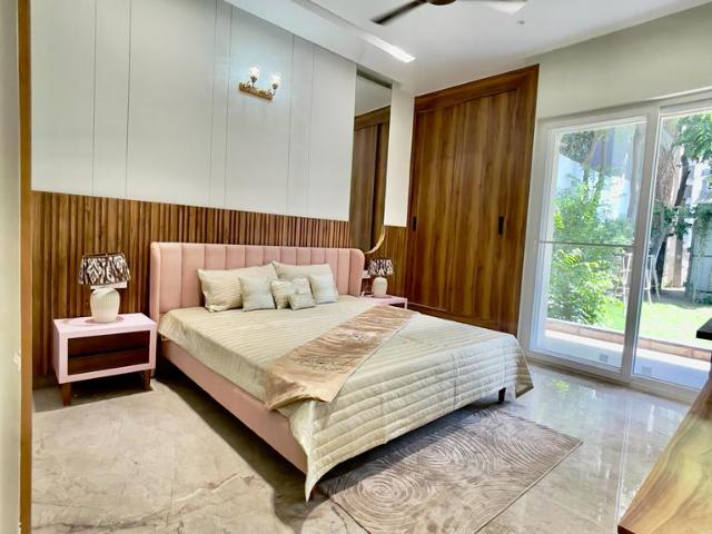 Resale | 2 BHK + Pooja Room 1390 Sq.Ft. Apartment in Arcadia Park East